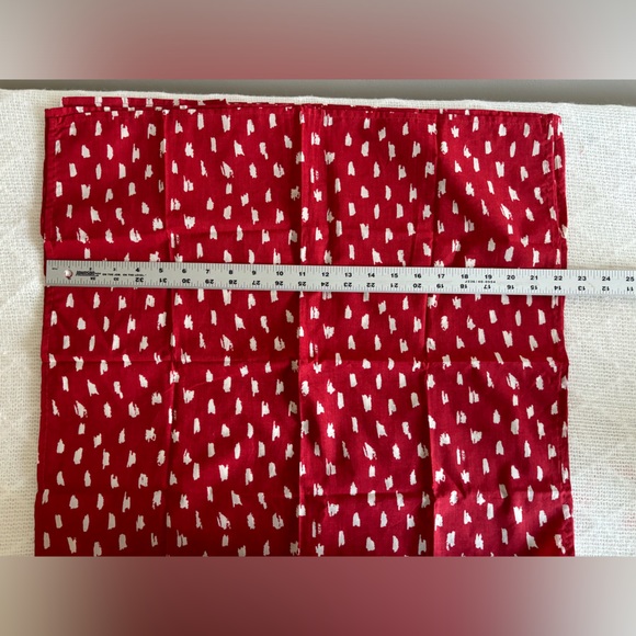 Hemlock napkins red and white set of 4 - Picture 4 of 4